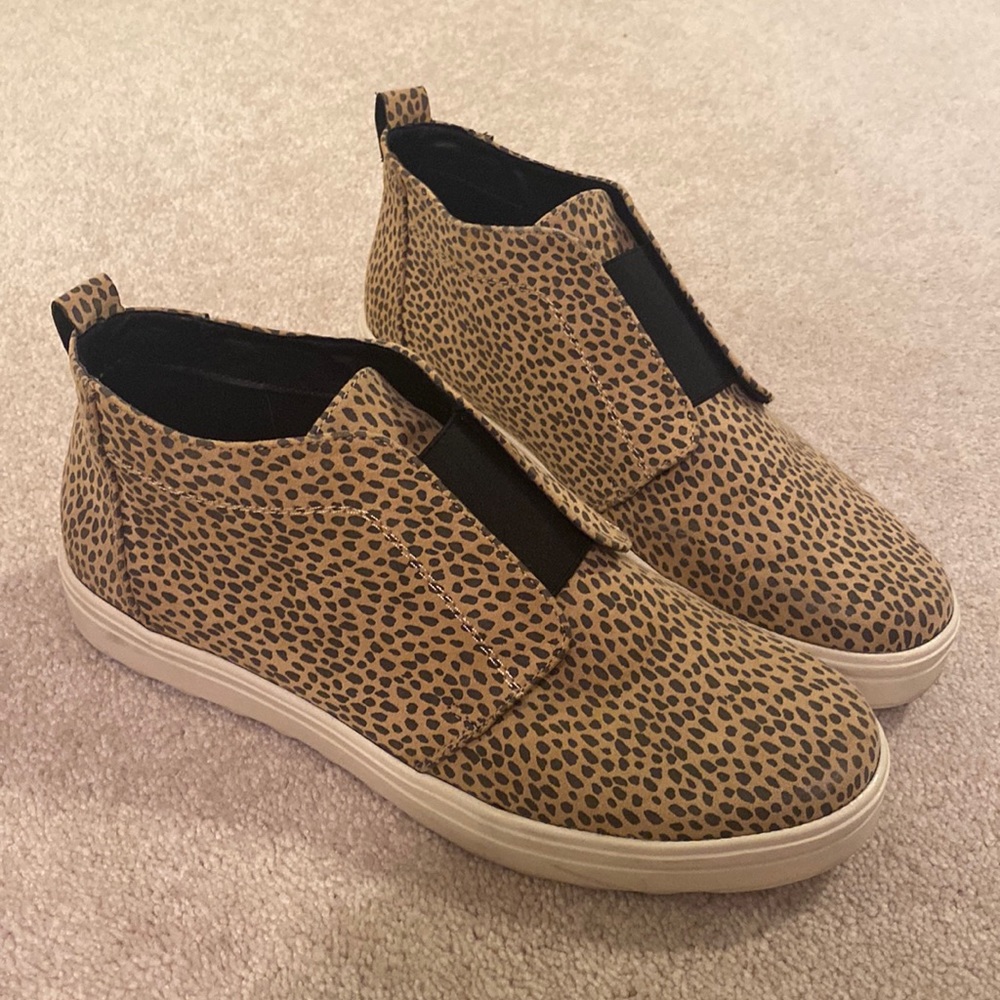 Brand new cheeta print bootie-sneakers